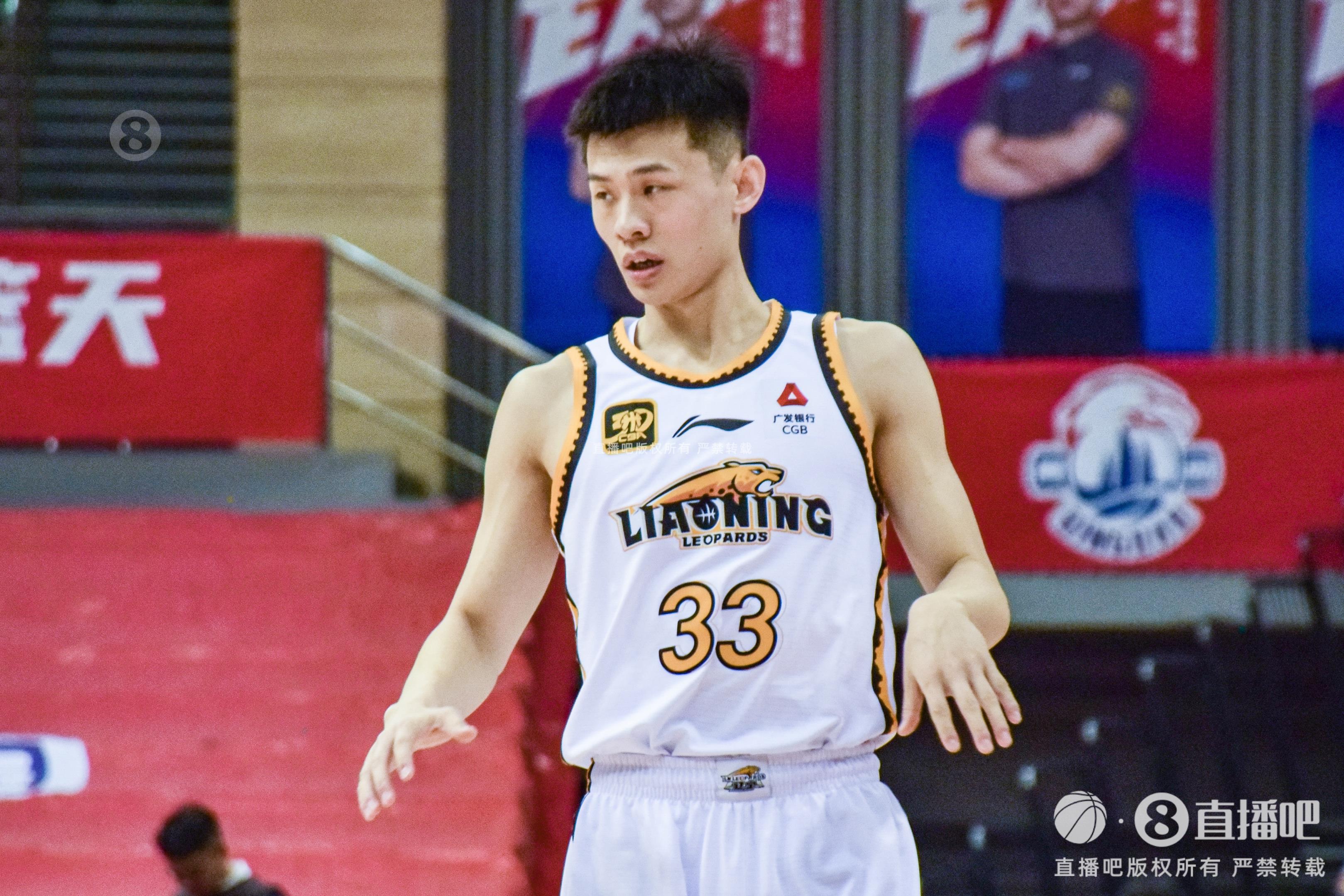 盡力了！王嵐嵚末節(jié)2記三分 全場18分鐘4中3拿到10分